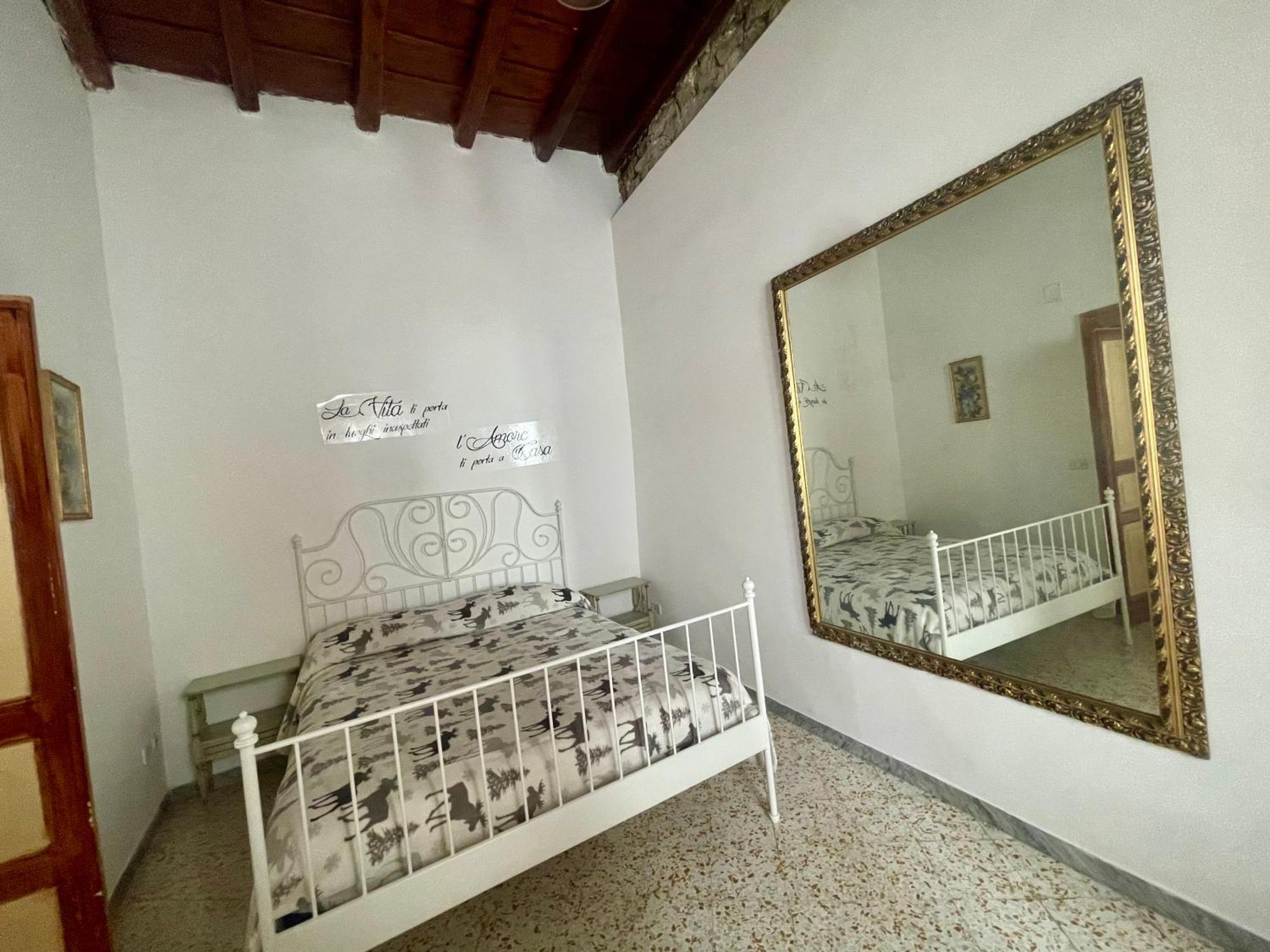 Mura Del Tempo - Rooms & Suites Бішельє Екстер'єр фото